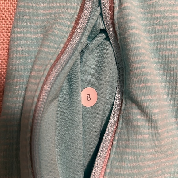 Lululemon Run Full Tilt Half Zipper Pullover Ruffle Women's Size 8 - Picture 8 of 8
